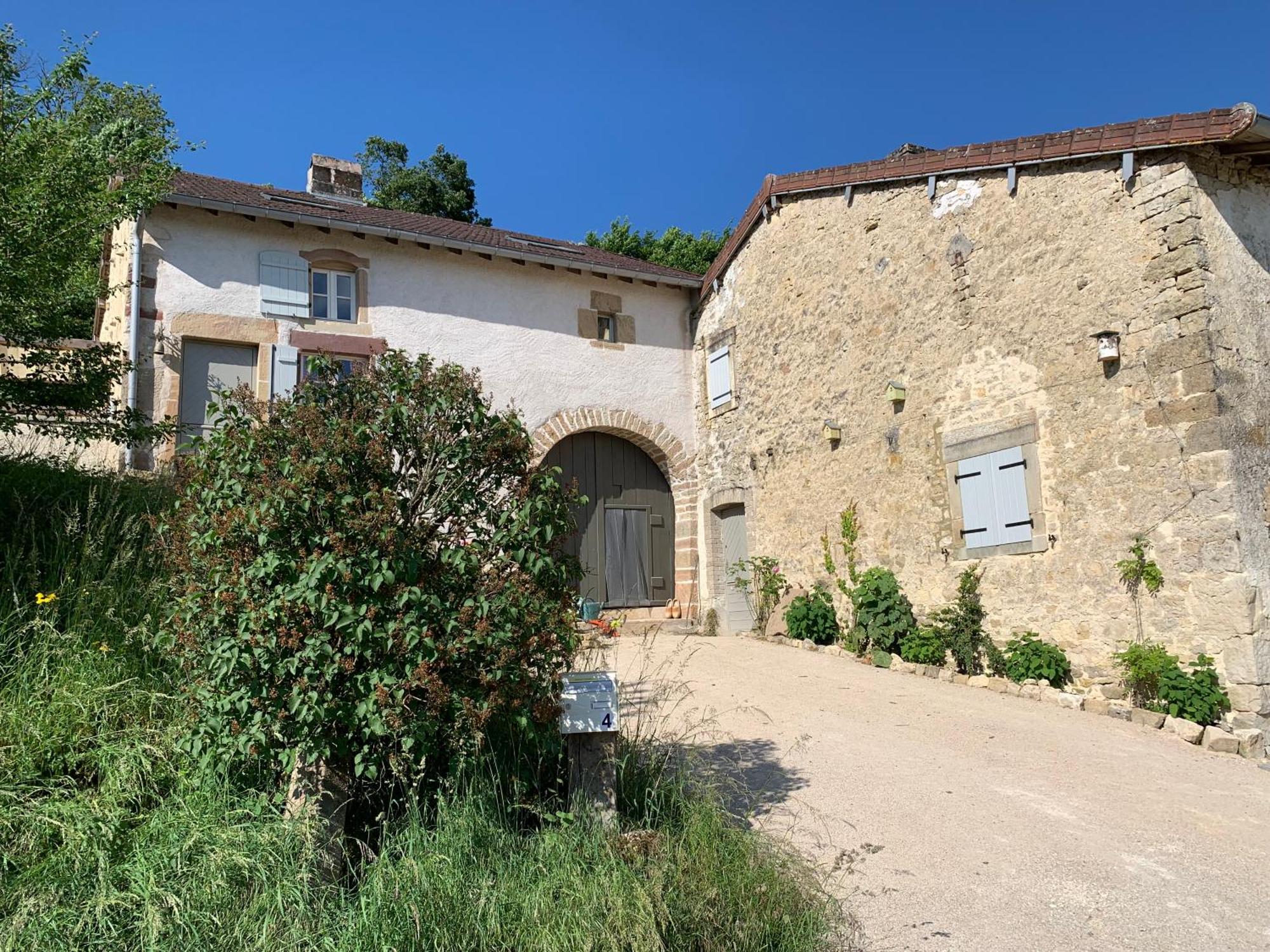 Maison Le Haut Fee Serecourt Exteriér fotografie